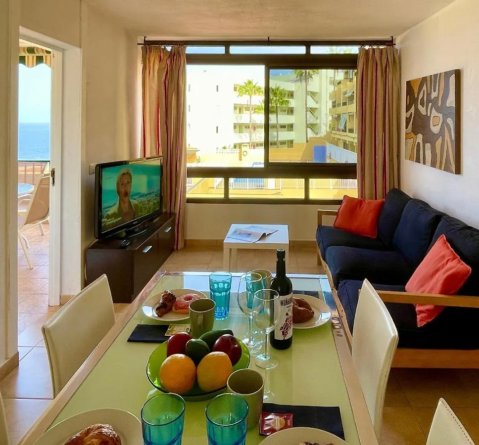 Vista La Gomera - 2 Minutes Walk From The Beach! Puerto de Santiago  Apartment